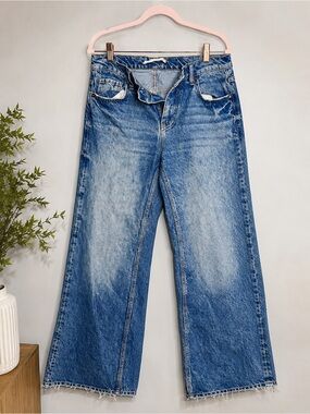 We The Free Free People Size 25 Light Wash Wide Leg Jeans Raw Hem